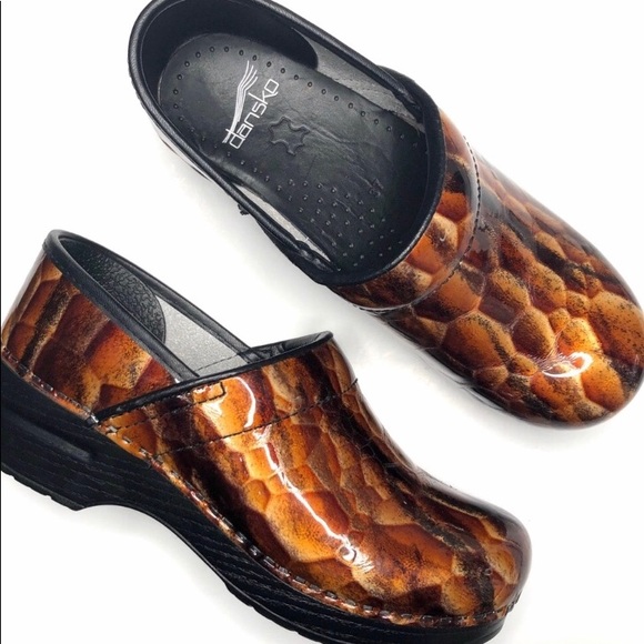 Dansko professional clogs in tortoiseshell - Picture 1 of 8